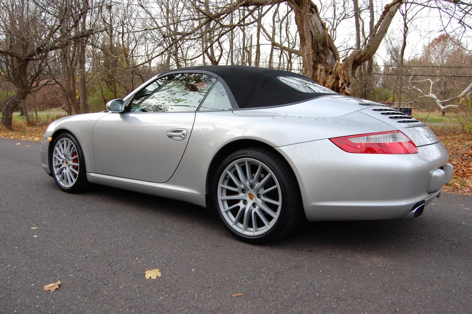 2006 Silver /Black Leather Porsche 911 (WP0CA29946S) with an 3.6L engine, 6 Speed Manual transmission, located at 6528 Lower York Road, New Hope, PA, 18938, (215) 862-9555, 40.358707, -74.977882 - Here we have a beautiful 911 convertible with a 3.6L 6 cylinder engine putting power to the rear wheels via a 6 speed manual transmission. The interior offers black leather, keyless entry, 2 master keys, cruise control, tilt steering wheel, power windows/locks/mirrors, power convertible top, power s - Photo#5